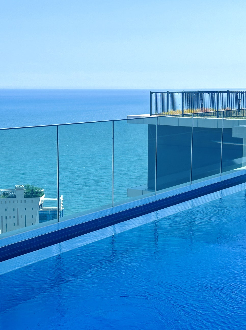 엘씨엘로 인피니티풀